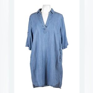 Chelsea & Theodore shirt dress with pockets. Size small.